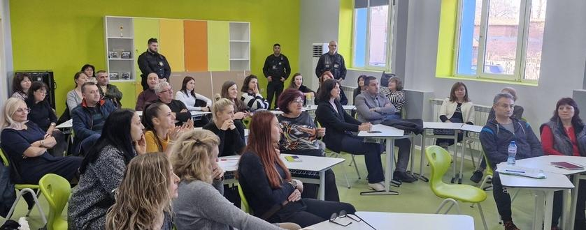 Обучителен сценарий за реакция при откриване на съмнителен багаж